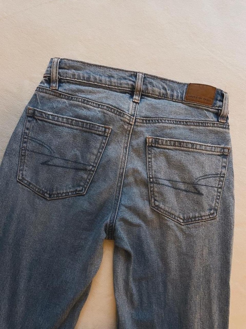 American Eagle Outfitters Super High-Rise Straight Jean - Picture 5 of 7